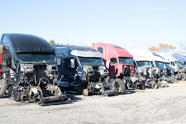 we-pay-for-scrap-truck